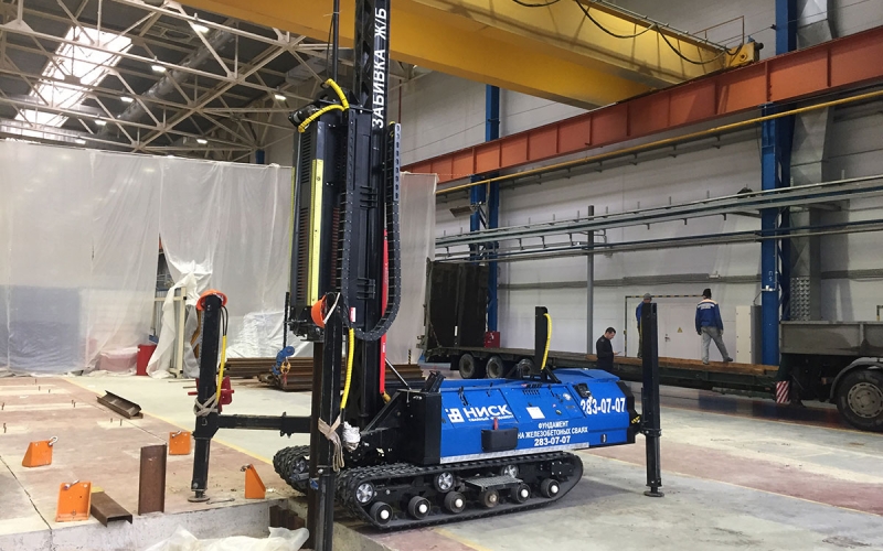 Забивка шпунтового ограждения на объекте машиностроительный завод Алмаз-Антей г.Н.Новгород