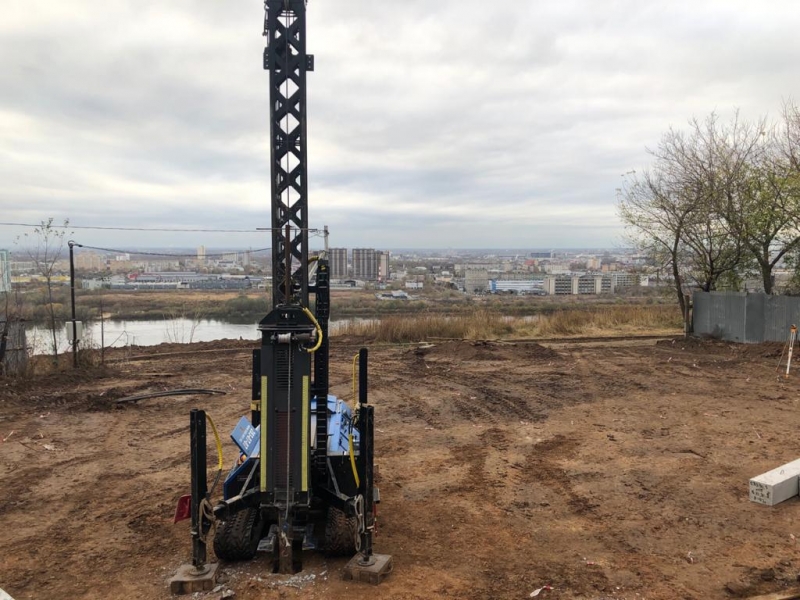 Забивка 66-ти ж/б свай С30.30-6 на ул. Елецкой в г. Нижний Новгород