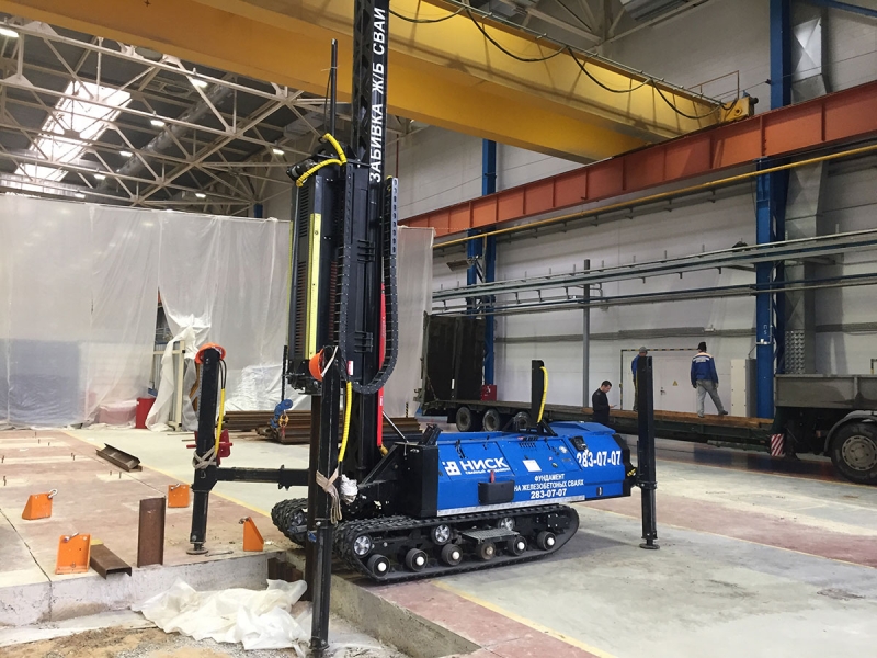 Забивка шпунтового ограждения на объекте машиностроительный завод Алмаз-Антей г.Н.Новгород