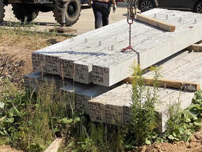 Забивка ж/б свай С40.30-3- 107 шт. В коттеджном посёлке «Баден-Баден» д. Афонино